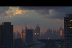 《归港时刻》封面：暮色中的渔船与归家灯火